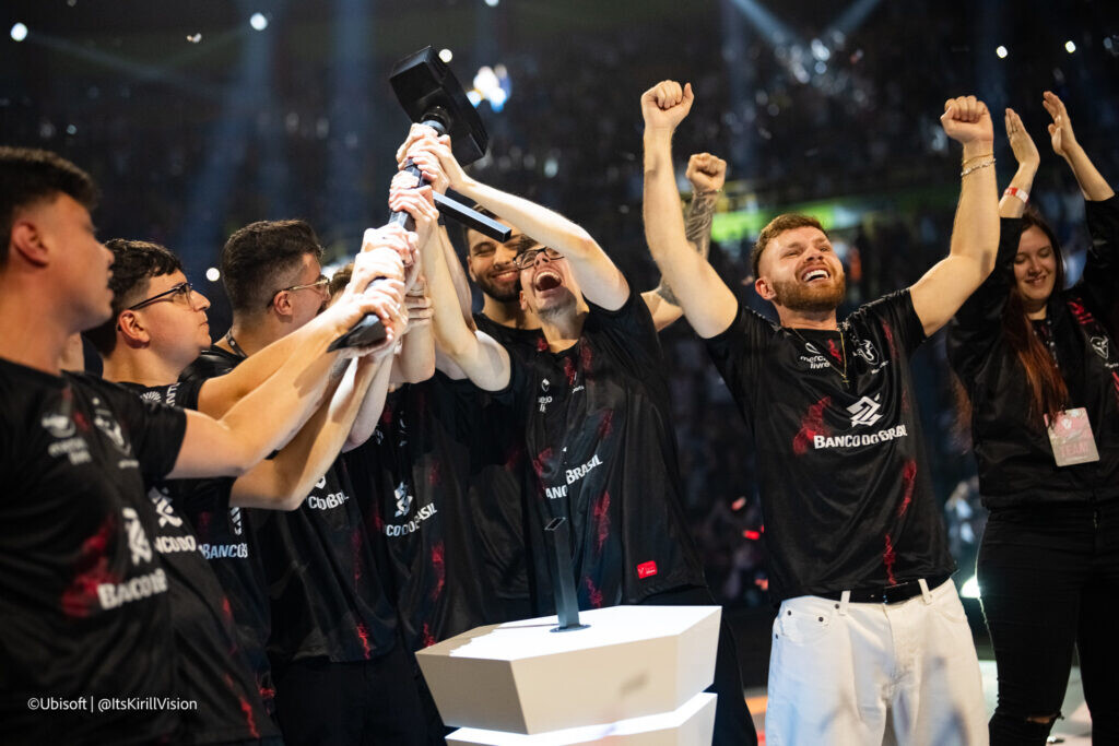 R6 Sal Playoffs Stage2 2025 W7m 01 1024x683