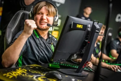 💰 Oleksandr “s1mple” Kostyliev: Huyền Thoại CS2 Lập Kỷ Lục Lương Tháng Khủng