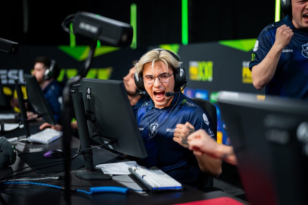 Twistzz Trở Lại FaZe Clan: Làn Sóng “Hỗn Loạn” Roster CS2 🌪️
