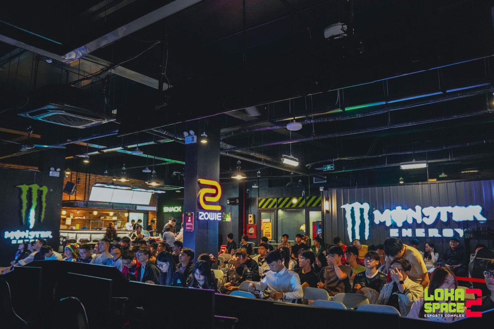 View Party Bùng Nổ Tại Loka Esports Complex: Cộng Đồng Game Thủ Hội Ngộ Trong Không Khí Sôi Động 🎉